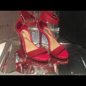 Red high heel 4" sandal 6-1/2 Gianni Binini fits a size 7 foot for sure.